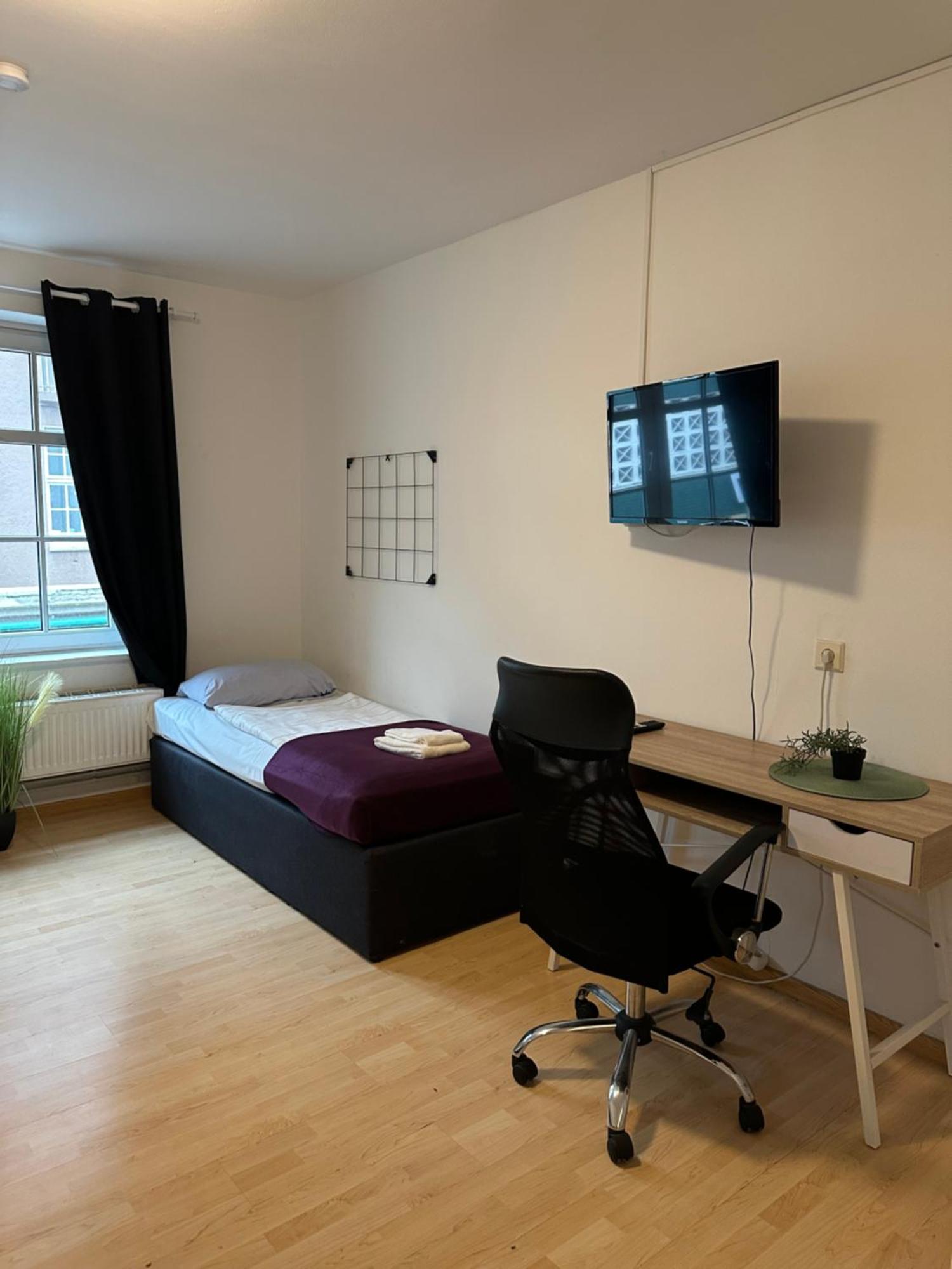 City Apartments Direkt Am Hauptbahnhof - Perfekt Fuer Pendler Und Monteure Neumuenster Exterior photo