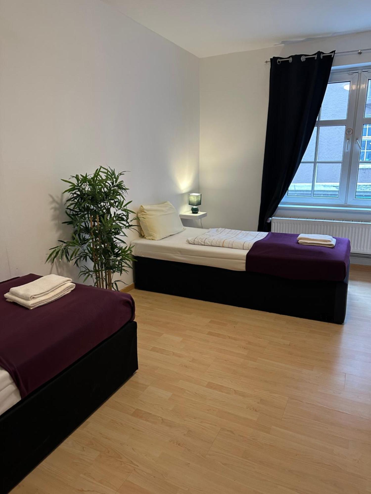 City Apartments Direkt Am Hauptbahnhof - Perfekt Fuer Pendler Und Monteure Neumuenster Exterior photo