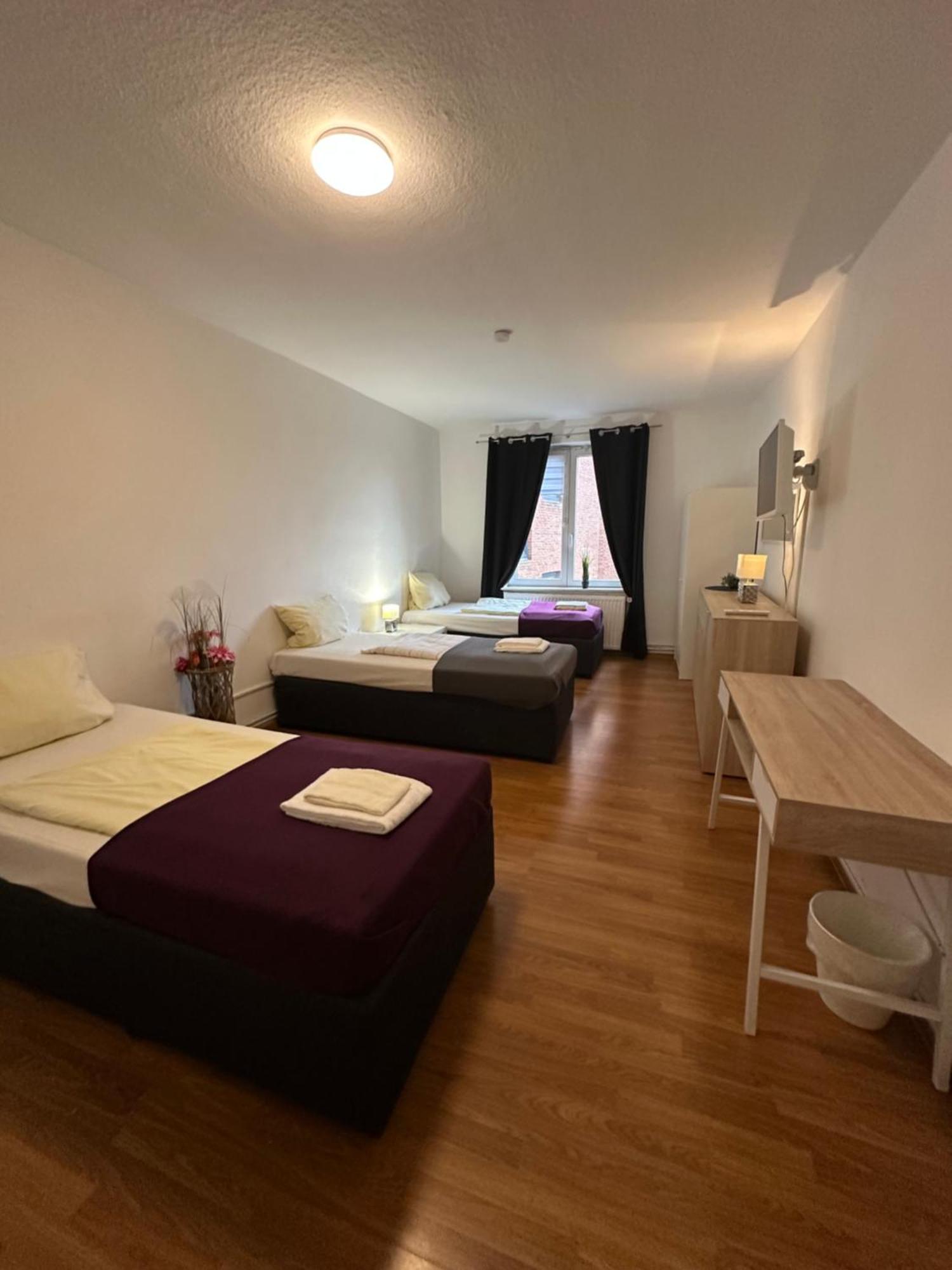 City Apartments Direkt Am Hauptbahnhof - Perfekt Fuer Pendler Und Monteure Neumuenster Exterior photo